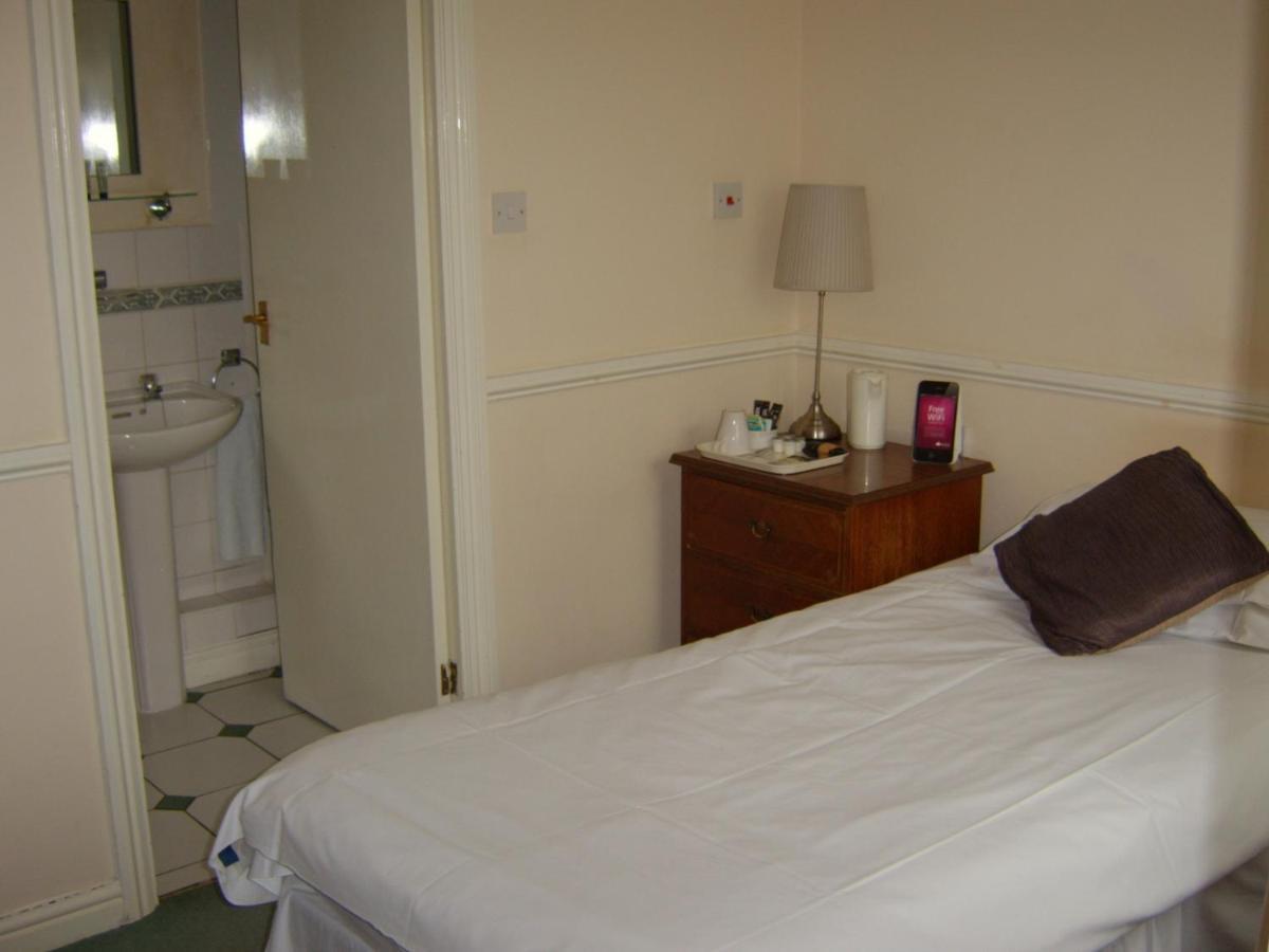 The Highwayman Hotel Kidlington Eksteriør billede