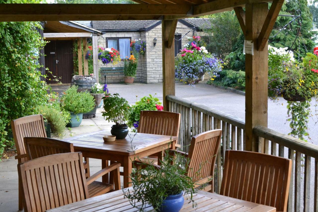 The Highwayman Hotel Kidlington Eksteriør billede