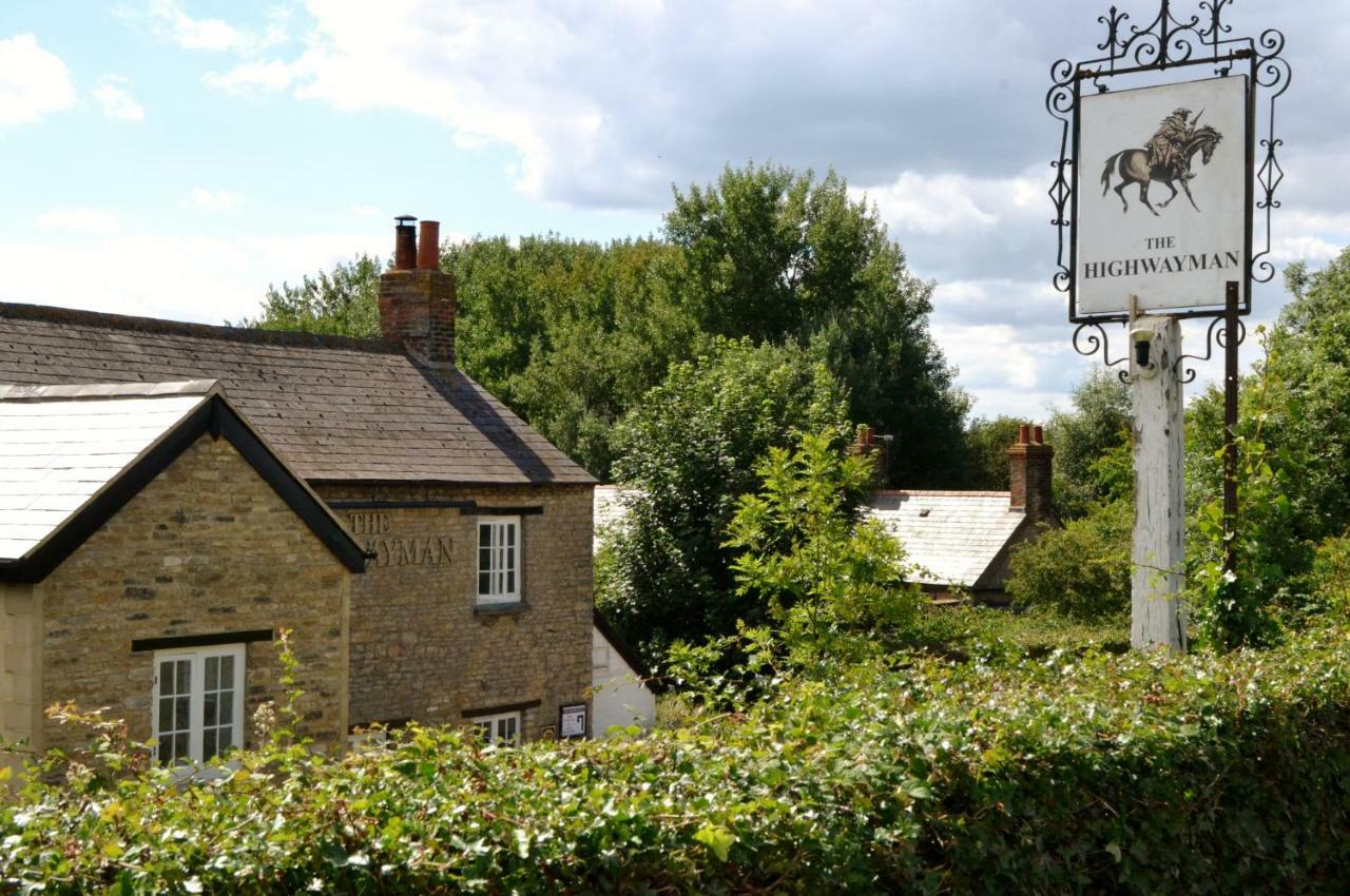 The Highwayman Hotel Kidlington Eksteriør billede